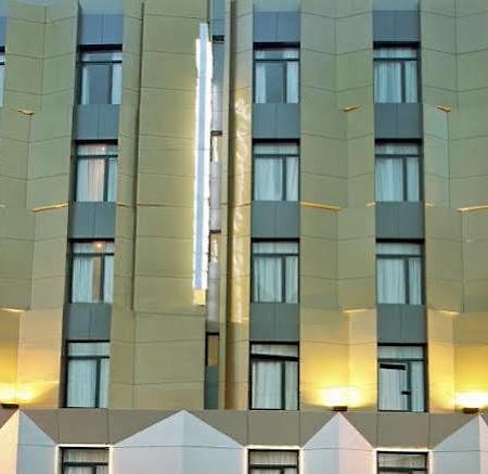 Sotis Hotel Jakarta Exterior photo
