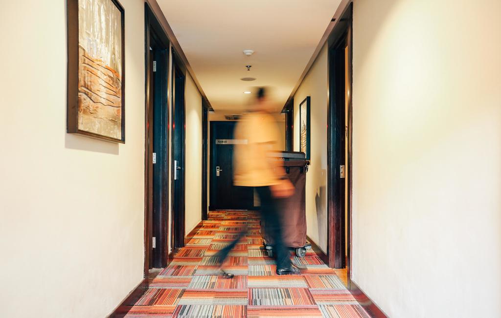 Sotis Hotel Jakarta Exterior photo